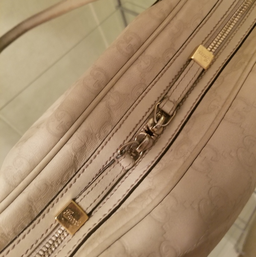 Authentic Gucci Bag - Picture 7 of 8